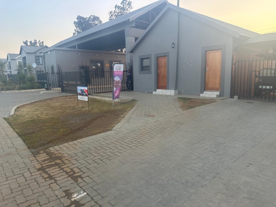 4 Bedroom Property for Sale in Bloemspruit Free State